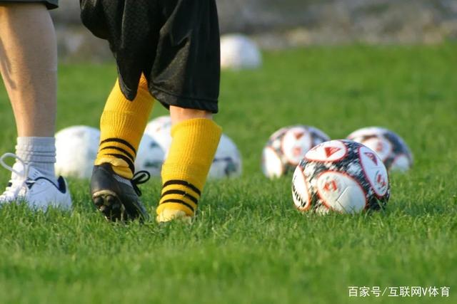 电动自行车淹没深圳：人行道为何成了最危险的路